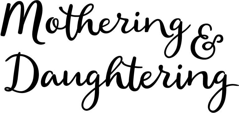 Mothering + Daughtering Logo